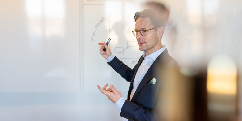 Advectas Management Consulting Business Intelligence Data Science AI